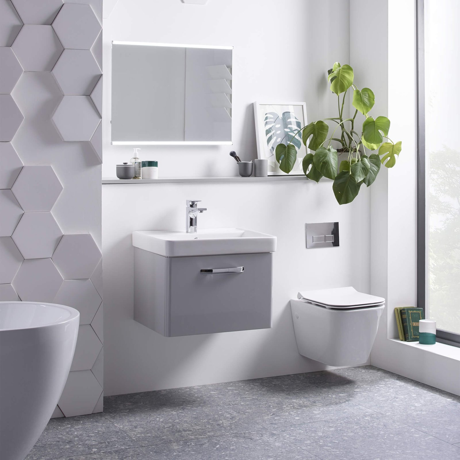 Tavistock Structure Wall Hung Toilet With Slim Soft Close Seat - White