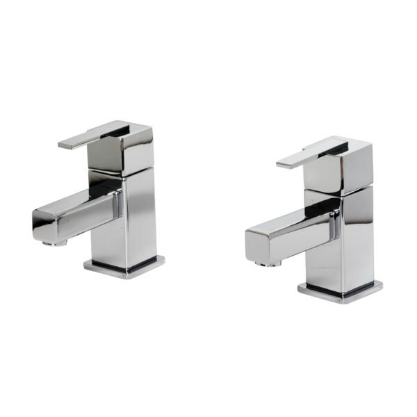 Eastbrook Prado 600 1/4 Turn Bath Pillar Taps